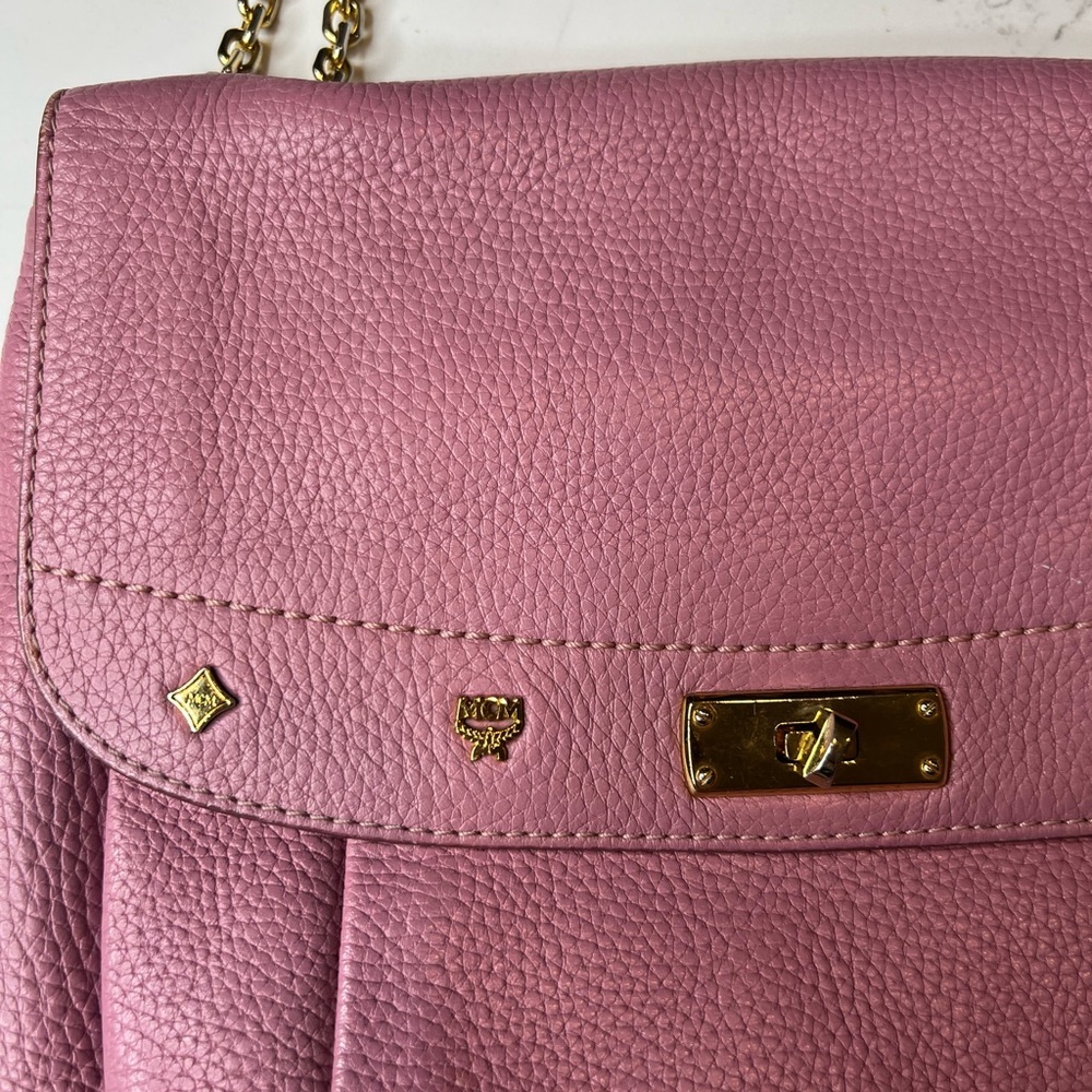 MCM Rose Pink Leather Gold Chain Link Shoulder Bag - Picture 2 of 8